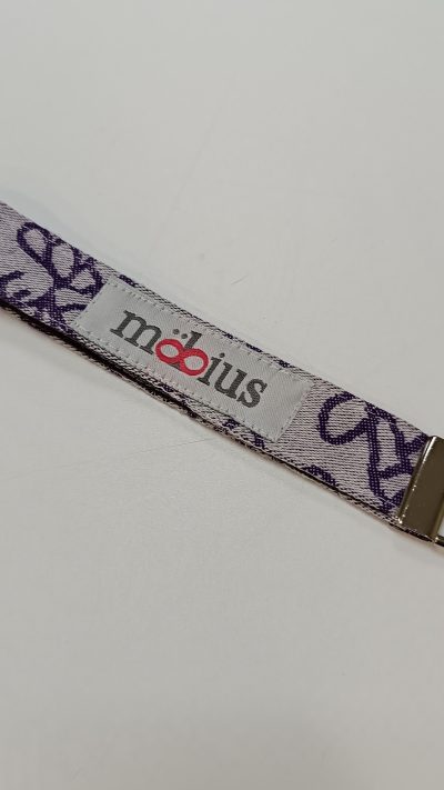 Möbius kulcstartó